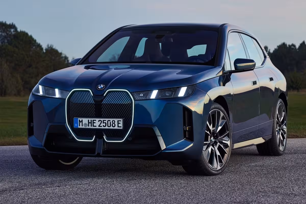 BMW iX