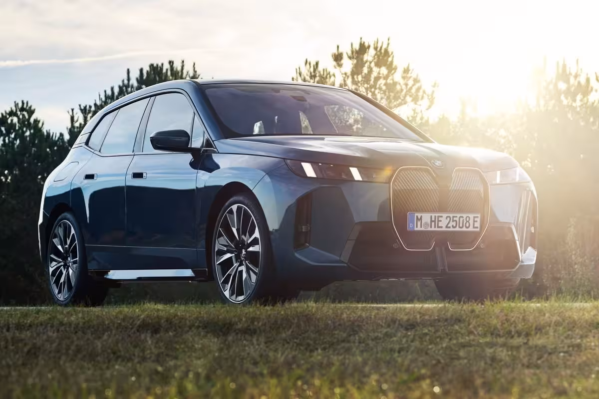 BMW iX