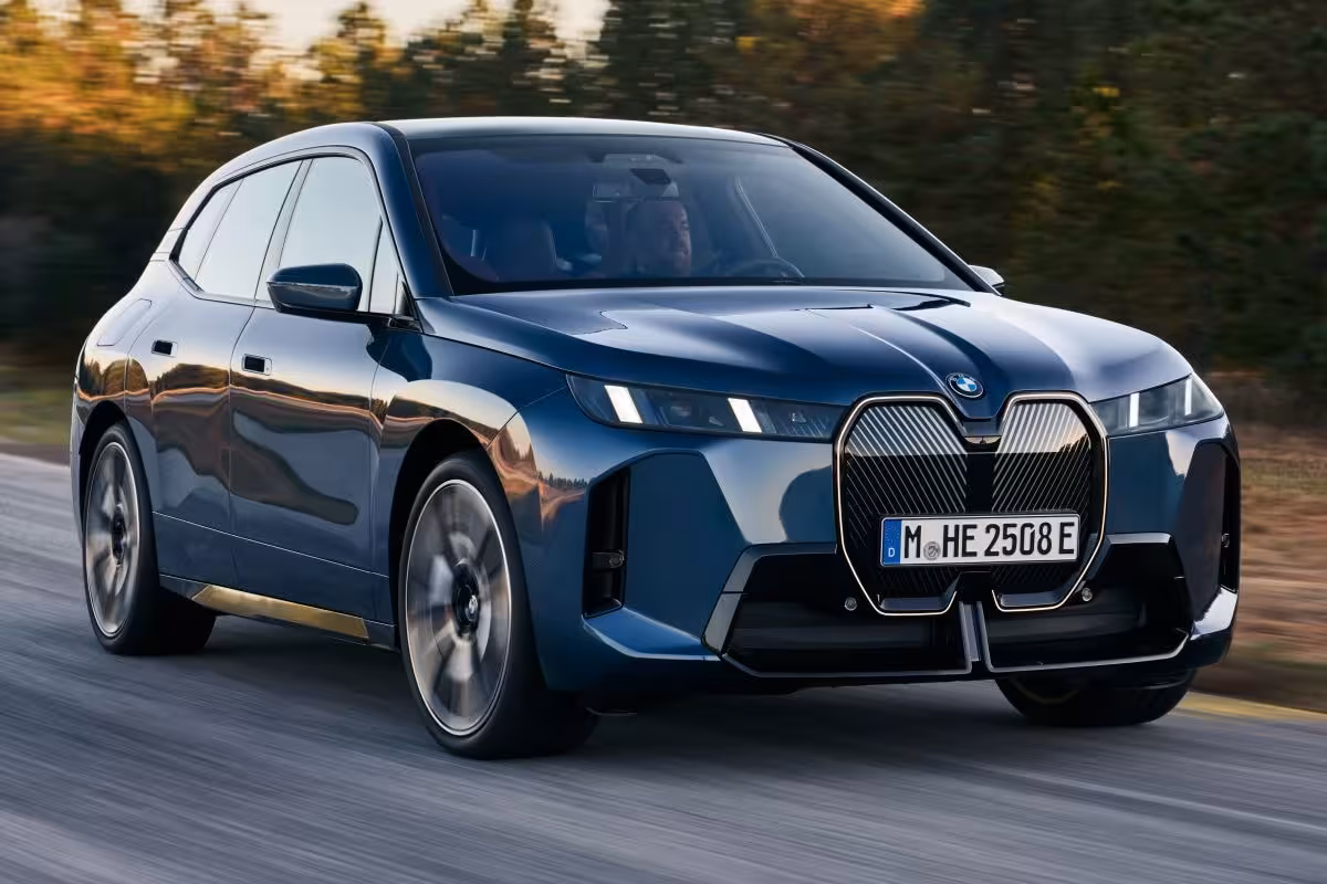 BMW iX