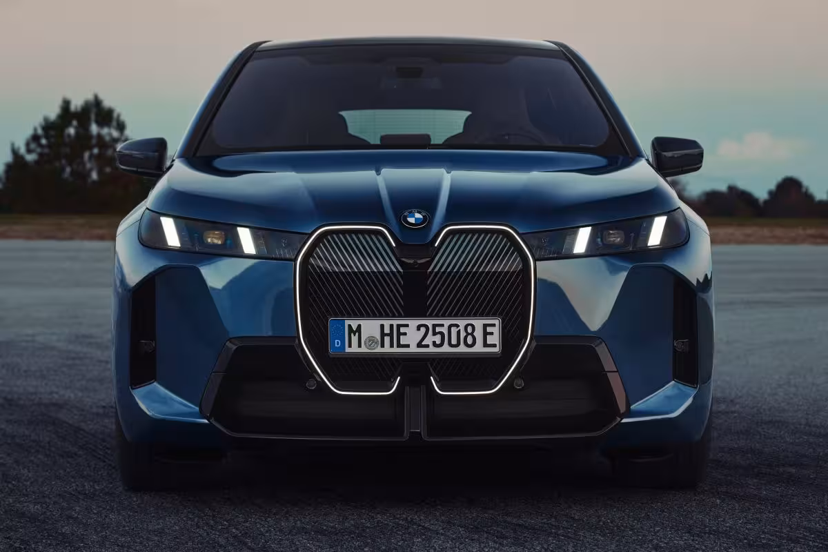 BMW iX