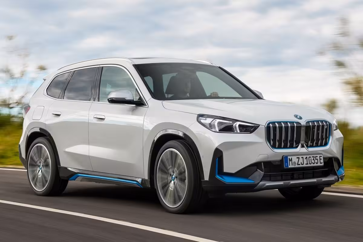 BMW iX1