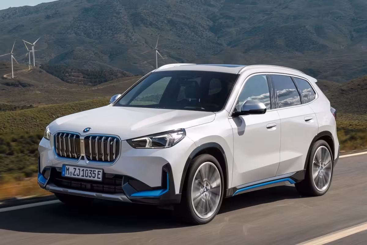 BMW iX1