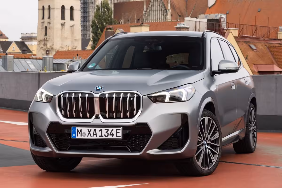 BMW iX1