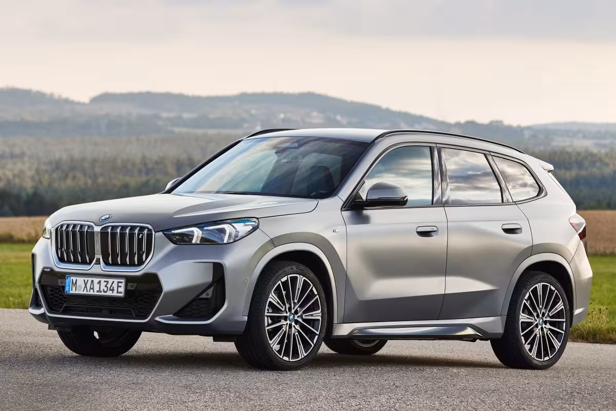 BMW iX1