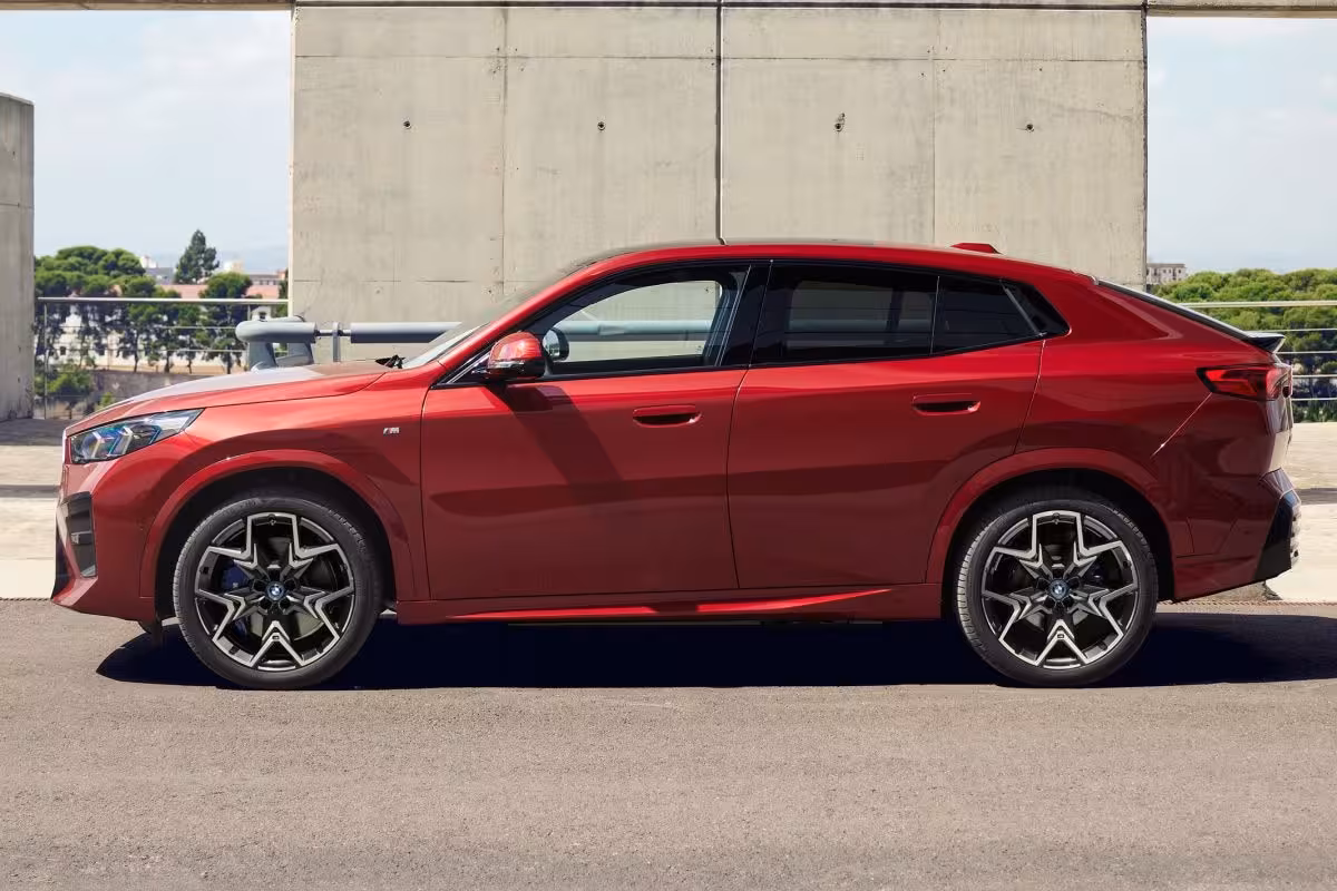 BMW iX2