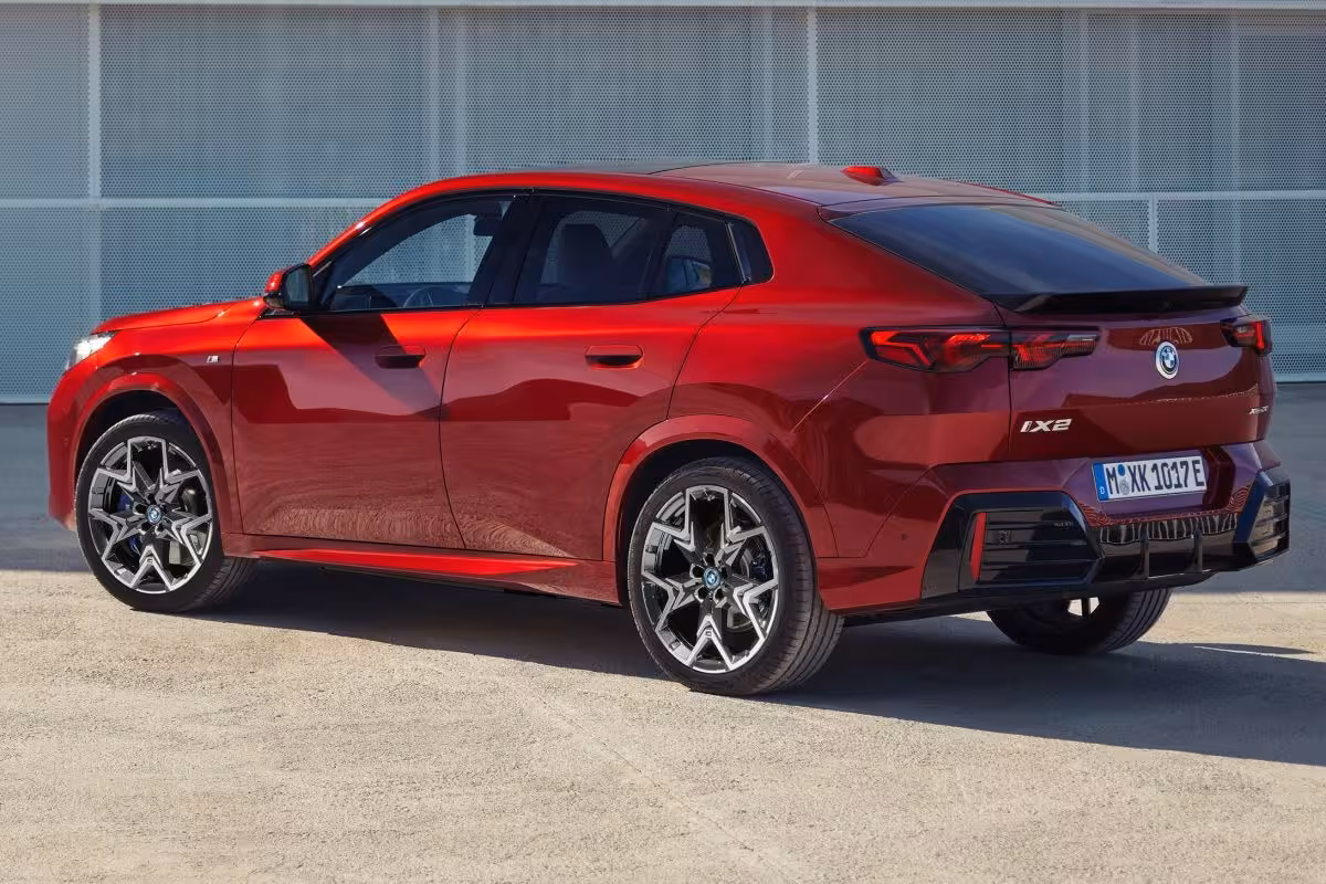 BMW iX2