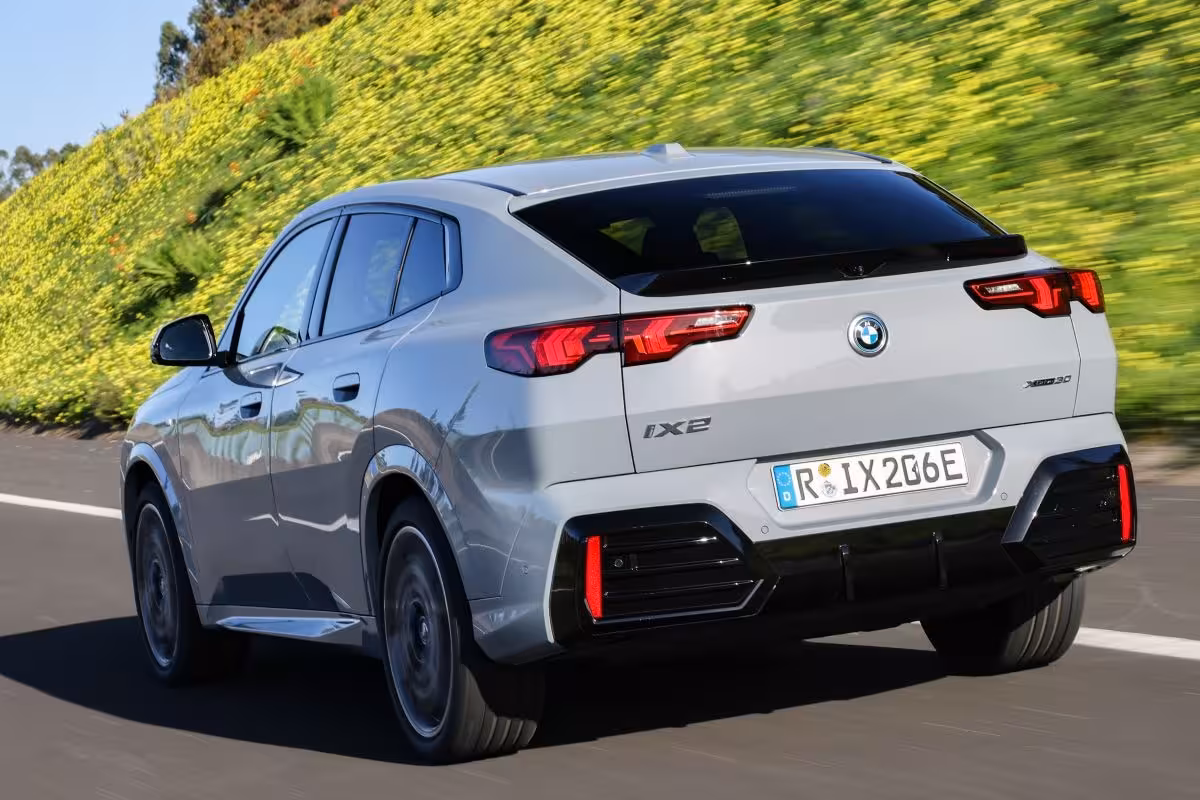 BMW iX2