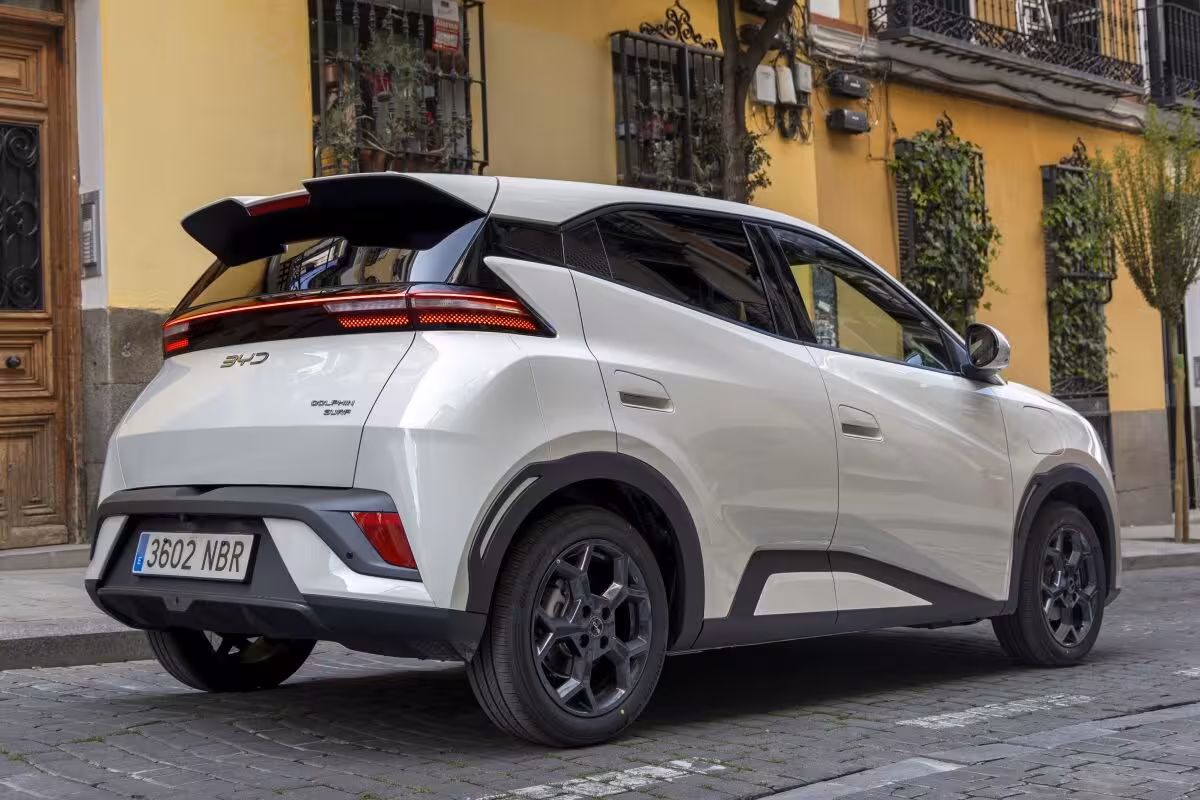 BYD Dolphin Surf